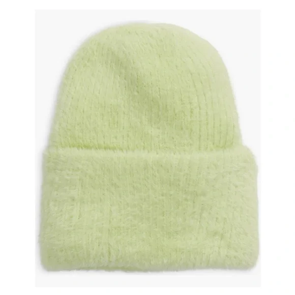 NWT Open Edit Feather Yarn Stretch Beanie Hat in Calm Green - price is firm - Picture 1 of 4
